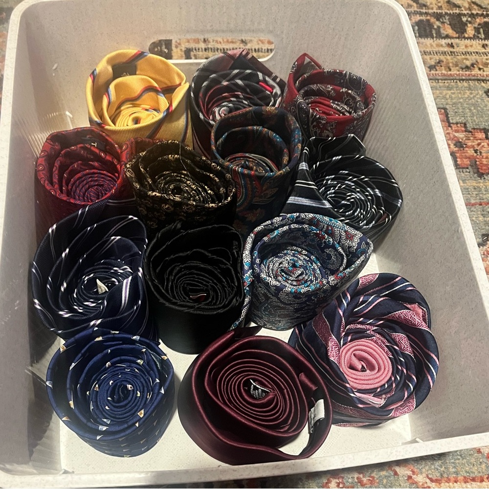 Assorted Men's Vintage Neck Ties Collection